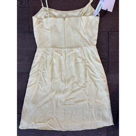Sunday Best Aritzia Jackson Dress Pale Yellow Women's Size Small - Picture 4 of 5